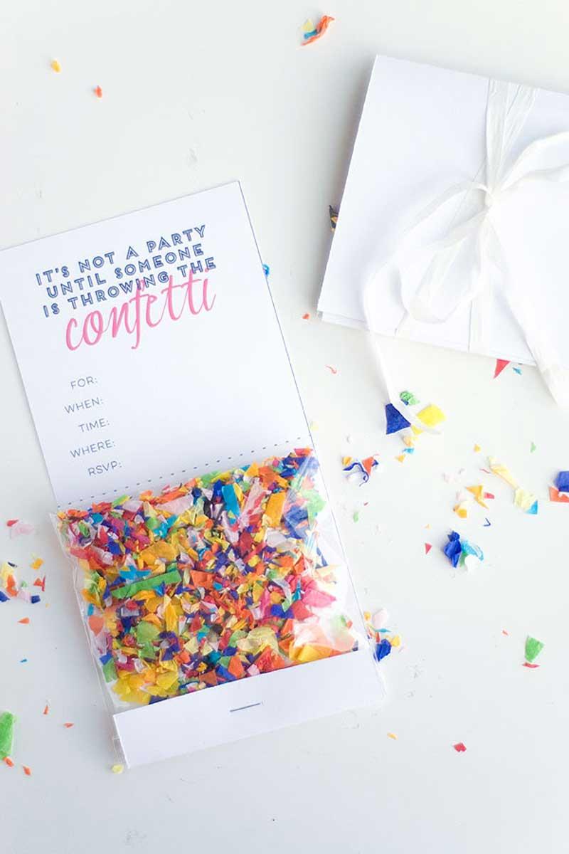 Invitaciones originales.