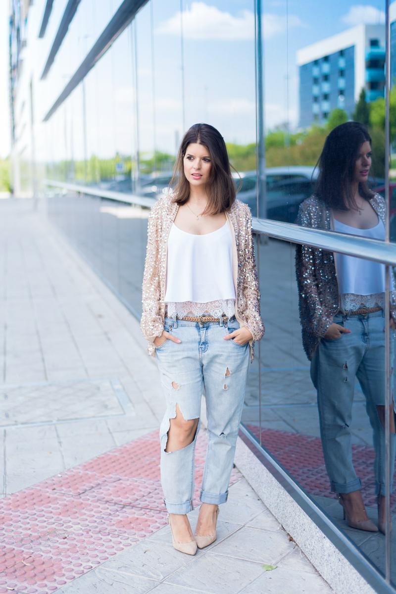 look chic con vaqueros boyfriend