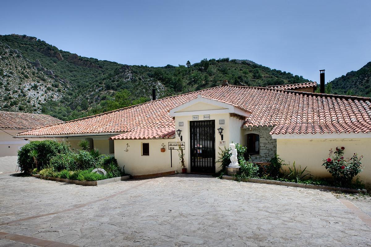 Monta una piscifactoría de truchas y vende en todo el mundo