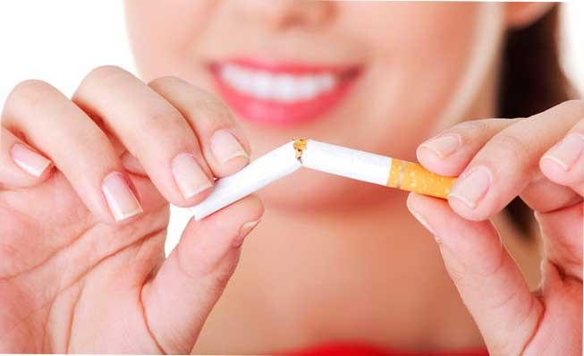 Fumar es malo para el crecimiento sano de tus uñas