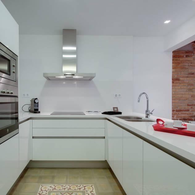 Promoción ELIX Sardenya, 354 – Barcelona : Cocinas de estilo minimalista de ELIX