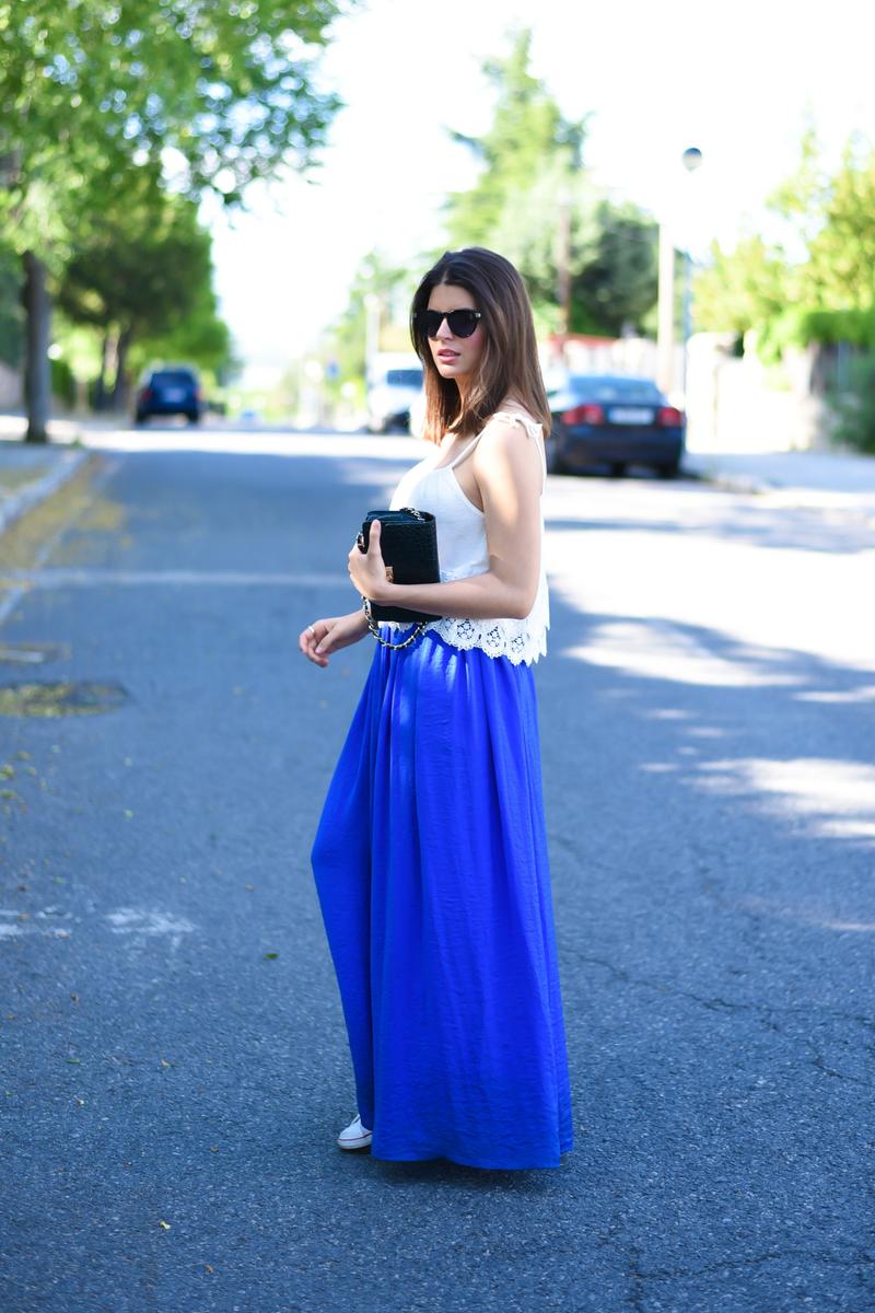 look casual con falda larga