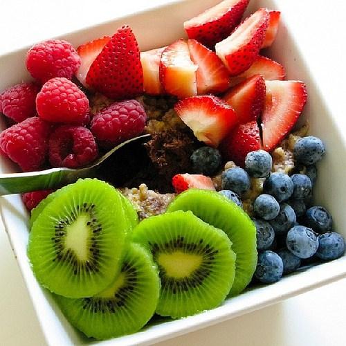 salud, vitamina a, caroteno, antioxidante, verano, alimentacion, fresa, kiwi, frambuesa