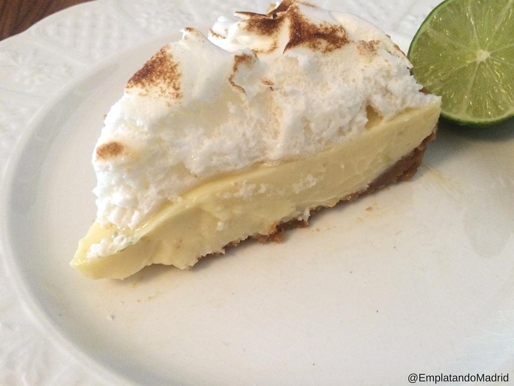 Disfruta de tu ácido y fresco Key Lime Pie