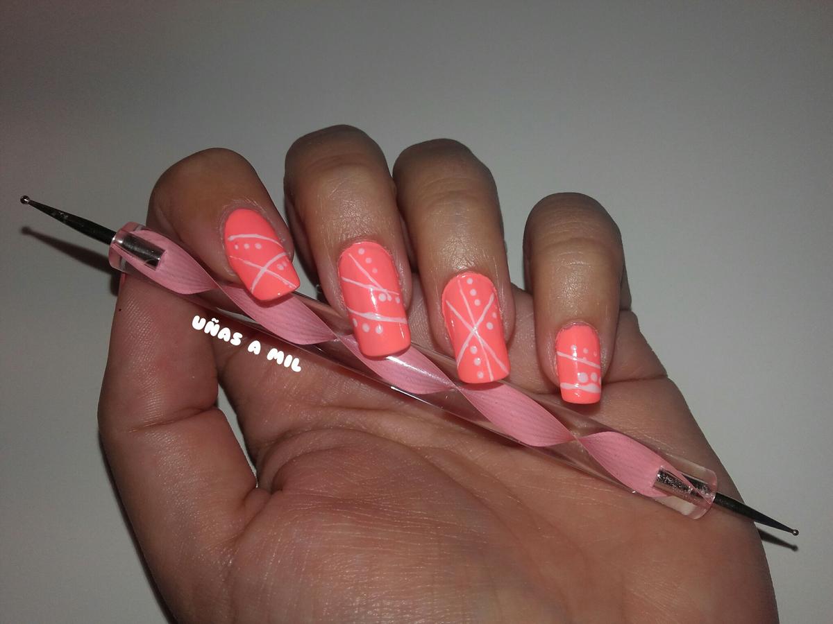 uñas_a_mil_diseño_uñas_decoracion_lineas_puntos_como_usar_pincel_magico_masglo_dooting_tool (6)