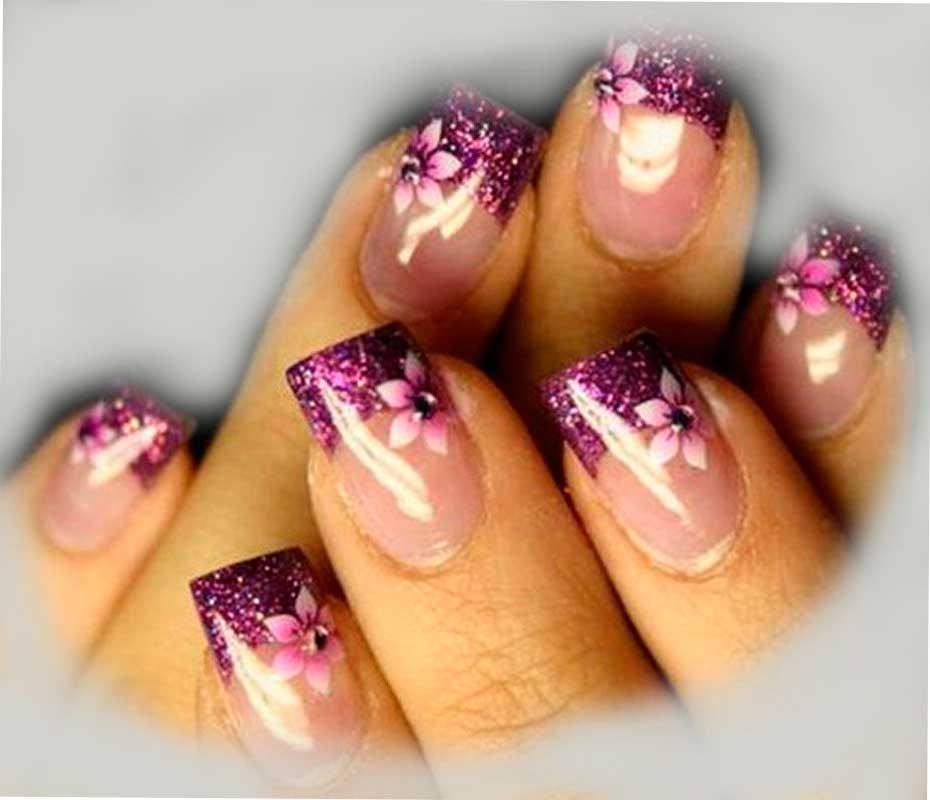 Uñas de gel decoradas