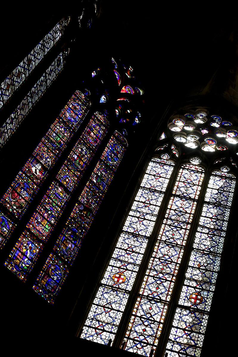 Les-grands-buffets-vidrieras-catedral-narbonne