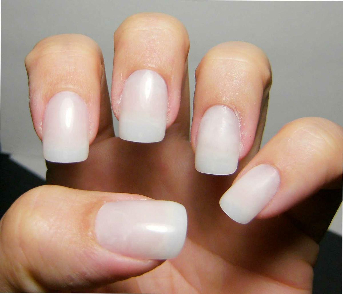 Uñas postizas para no morderte las uñas