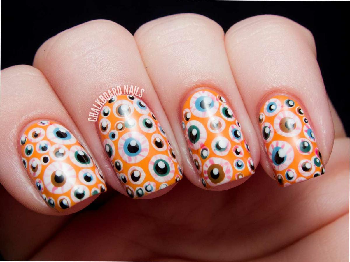 Uñas con ojos