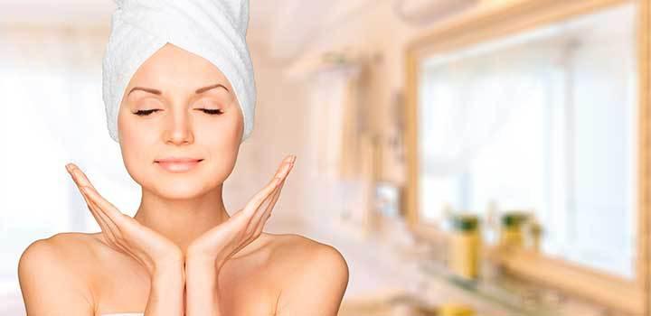 Algunos consejos para hidratar tu piel de manera natural
