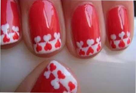Manicura francesa con corazones
