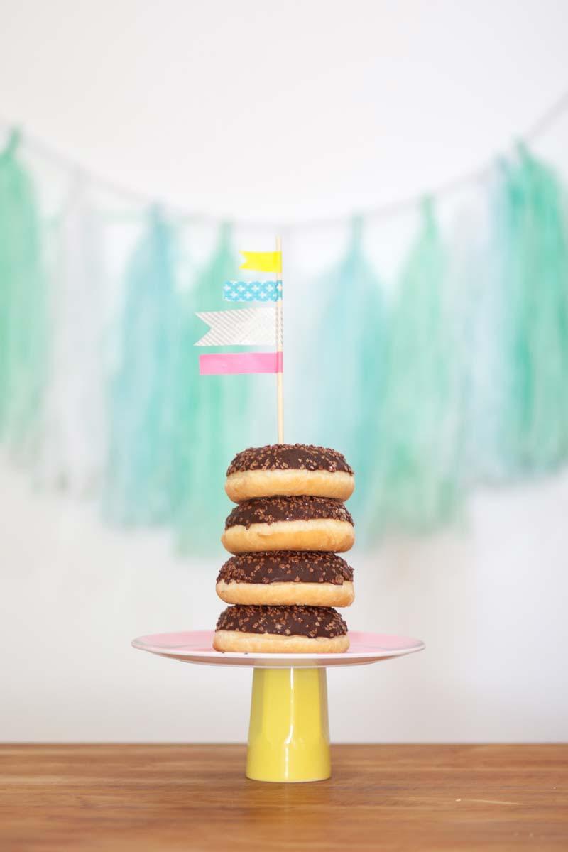 Como hacer un topper de banderines.