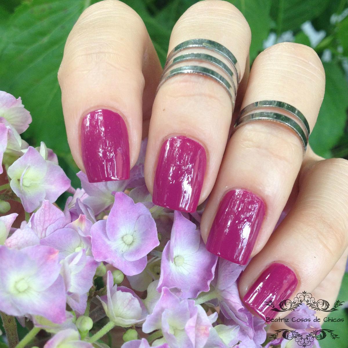 Deborah Milano y Ejiubas.1