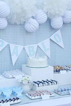 adornos azules hechos en casa para primera comunion de niño