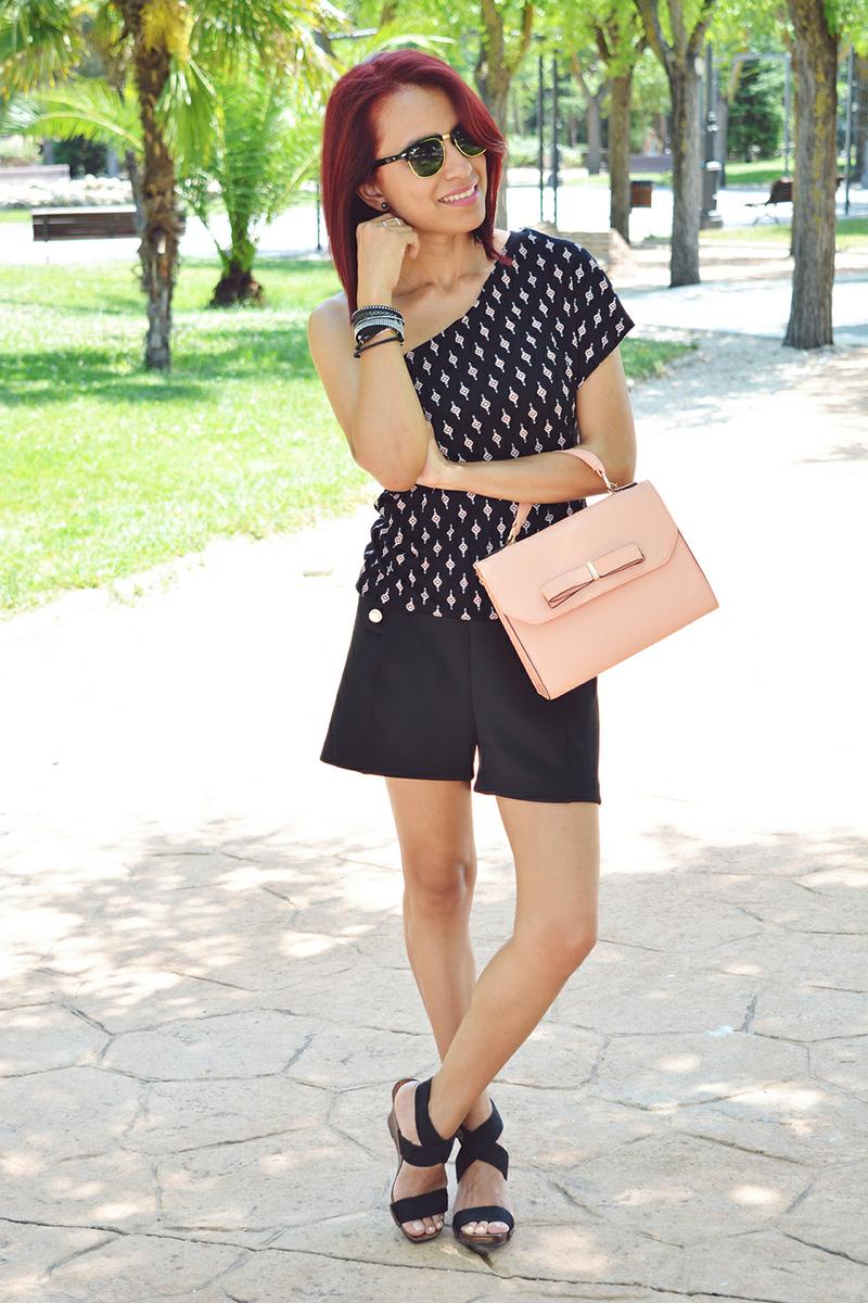 Total black summer 8