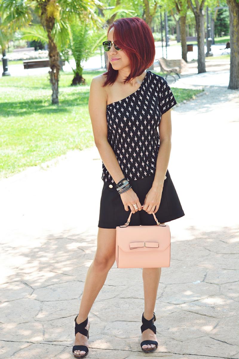 Total black summer 6