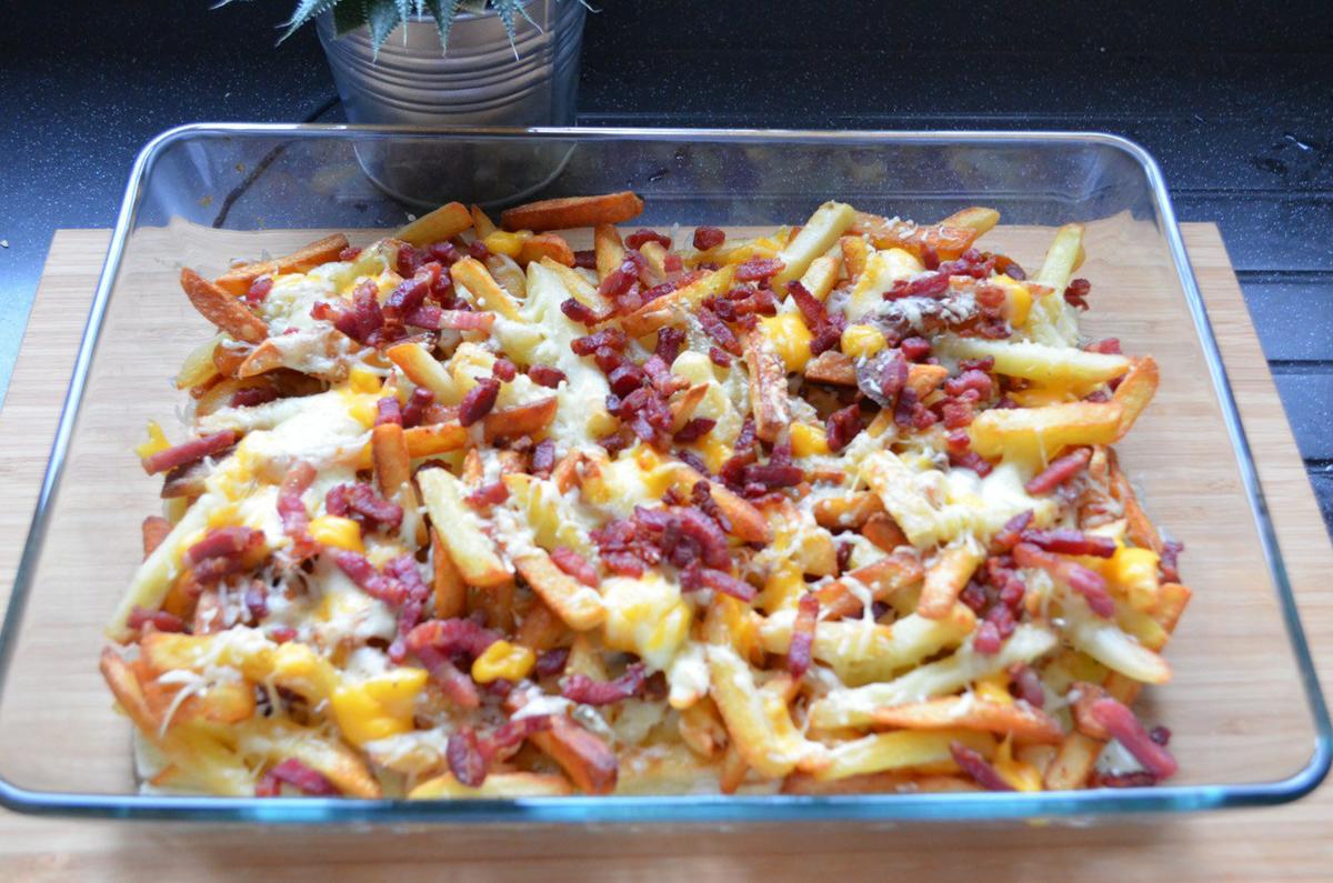 bacon and cheese fries estilo fosters hollywood