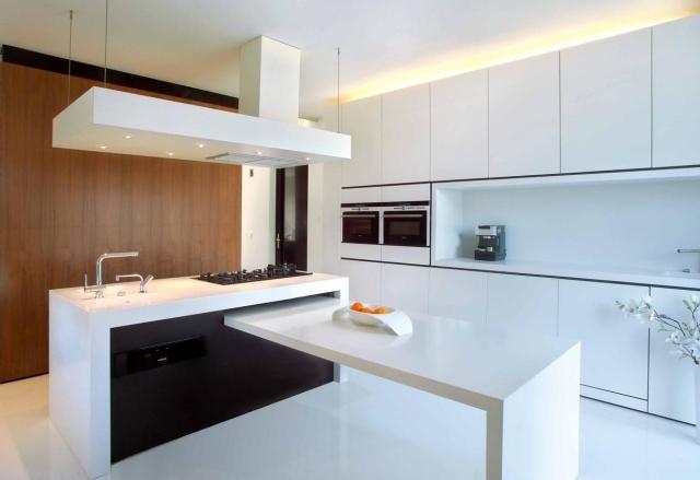 Decoracion de Cocina minimalista de lineas rectas