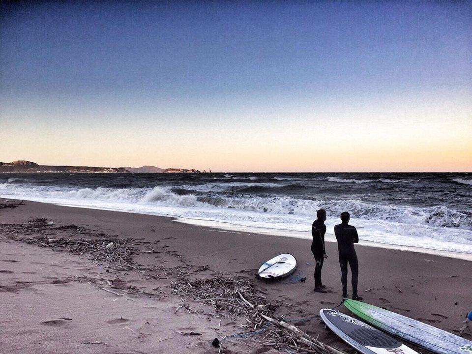 Practicar surf, una actividad ideal para los emprendedores que quieren relajarse