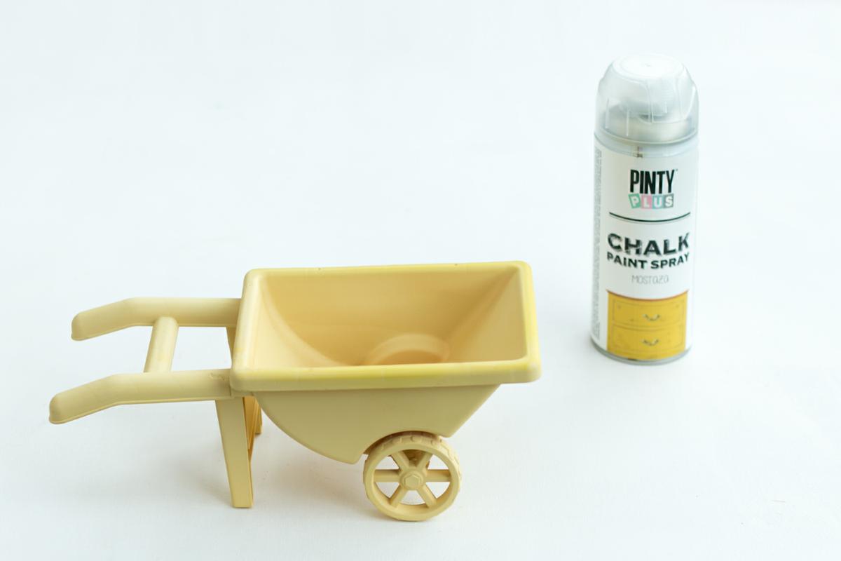 pintando con chalk en spray
