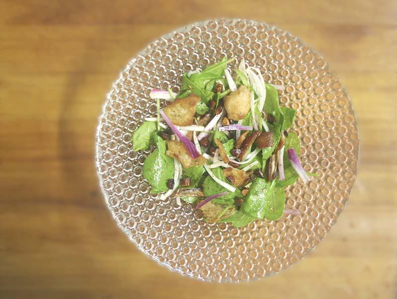 ensalada de espinacas baby, dátiles y pan pita #ILOVEit