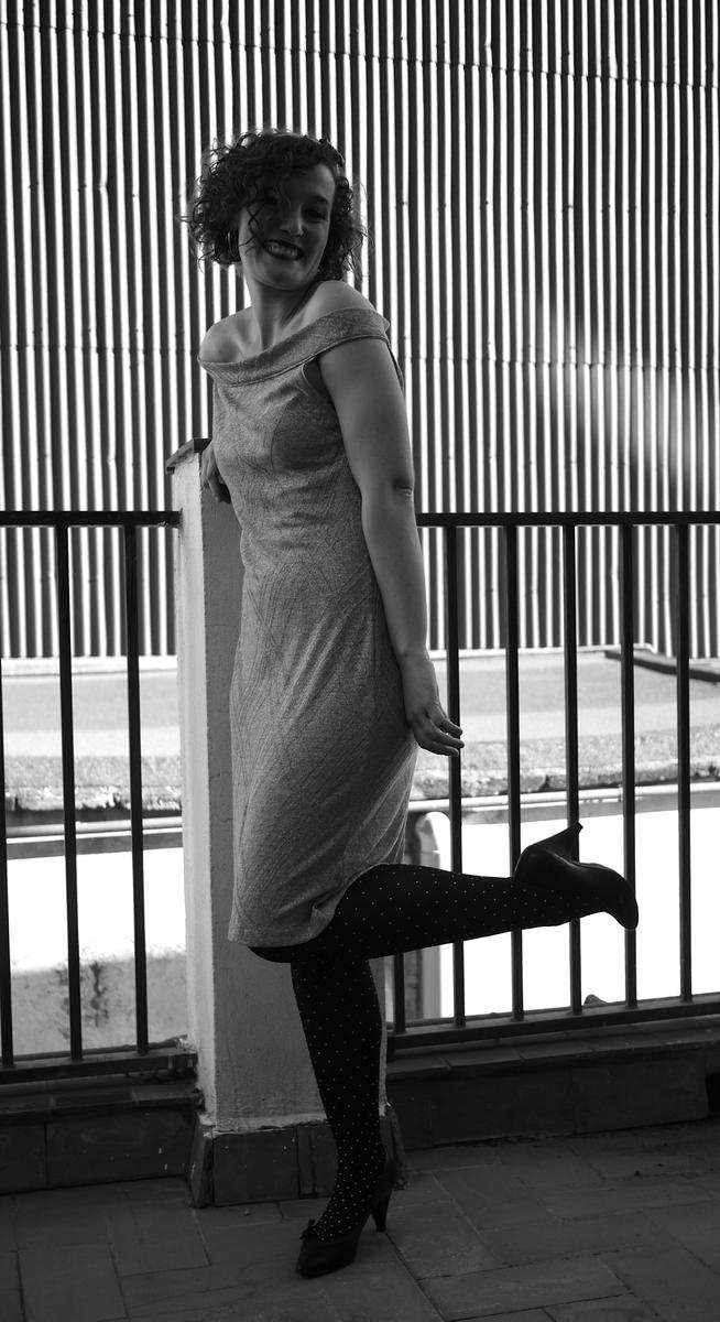 Vestido de fiesta y tocado24