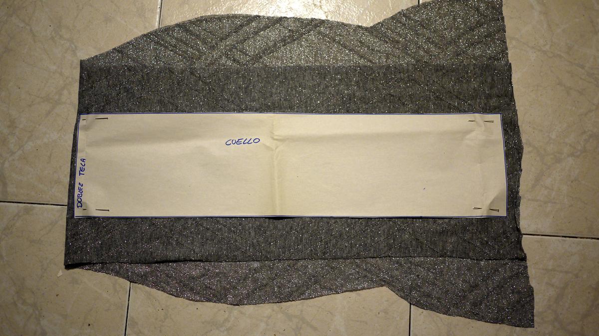 Vestido de fiesta y tocado2