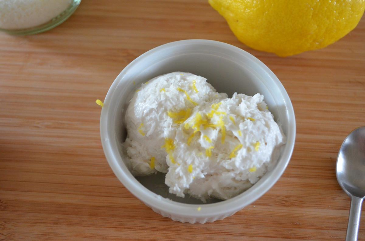 helado de limón y coco saludable