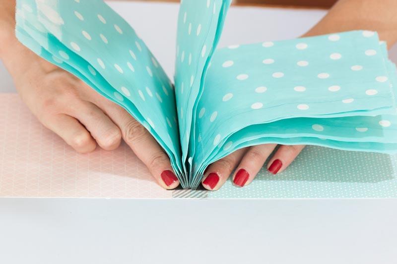 Como hacer un álbum para guardar tus fotos.