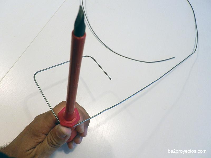 diy-bombilla-maceta