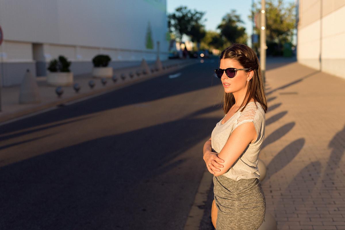 look casual con falda ajustada