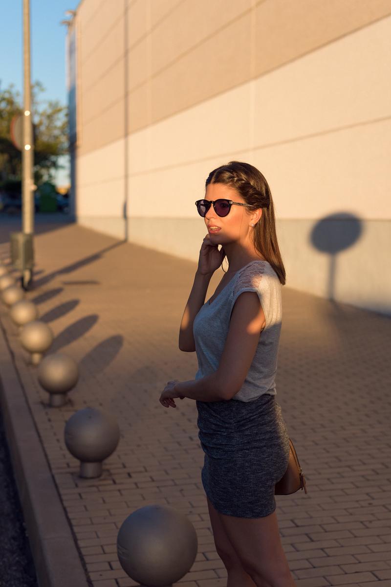 look casual con falda ajustada