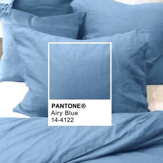 Pantone F/W 2016 Airy Blue