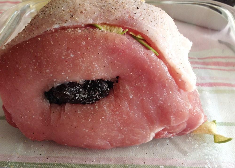 preparacion Lomo relleno de ciruelas