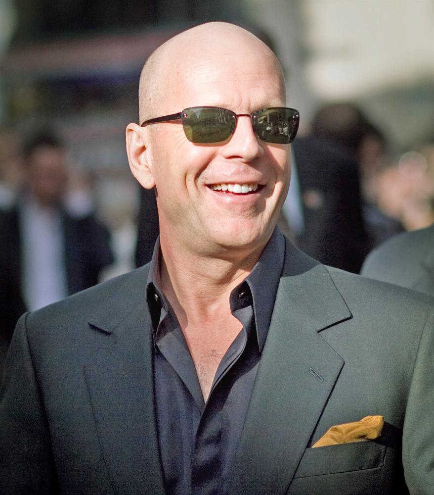 Bruce Willis rapado