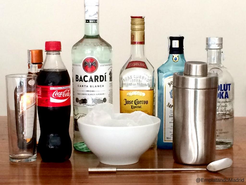 Todos los ingredientes del coctel