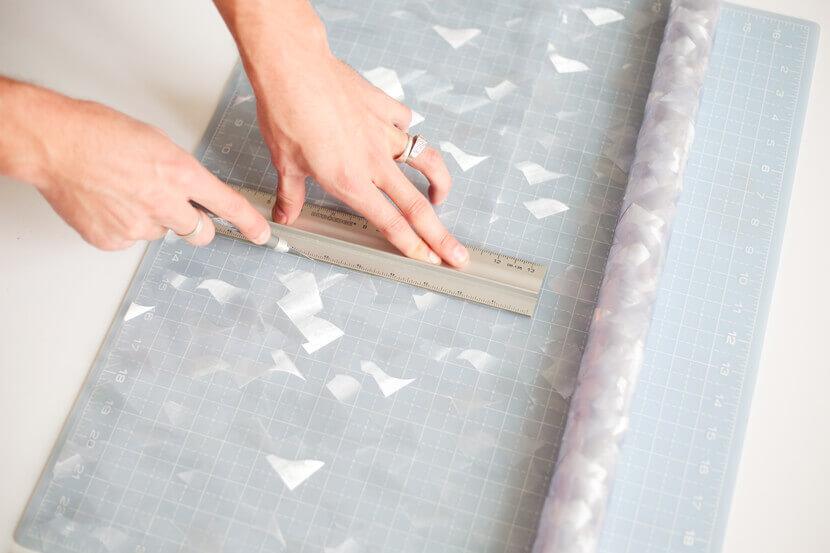 Cómo_personalizar_tus_ventanas_DIY_cortar_film_o_vinilo