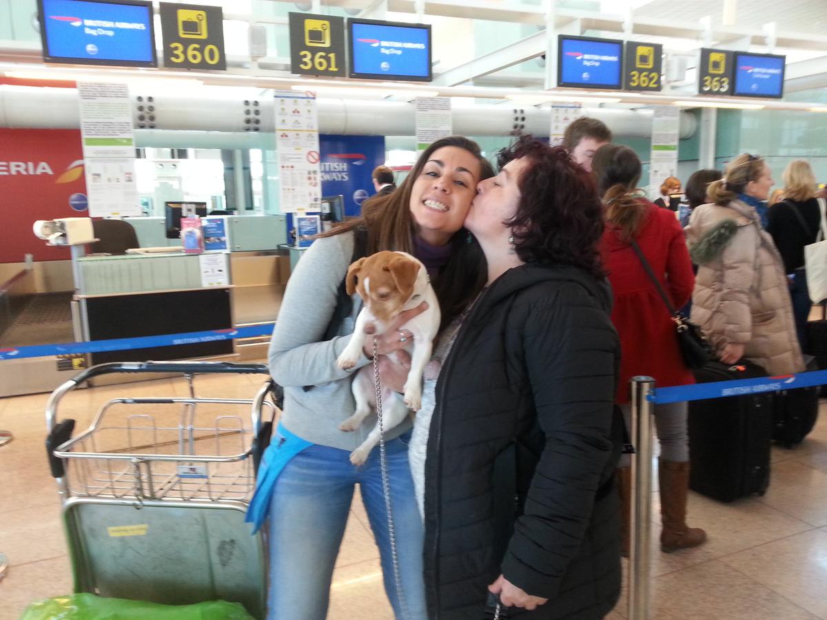 Cuando mis padres y mi preciosa Nala vinieron a despedirme aeropuerto.