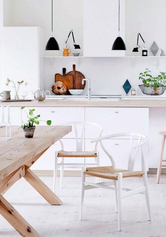 cocinas-nordicas-mesa-madera-natural
