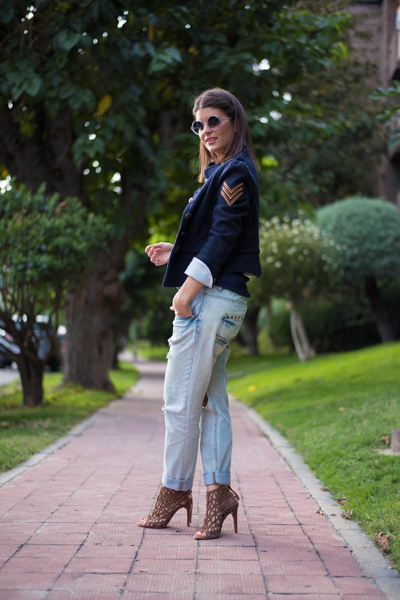 look con chaqueta militar