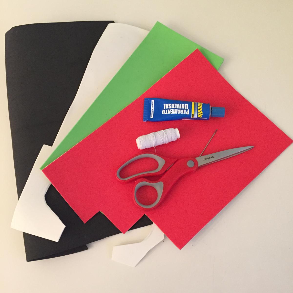 01-antifaces-de-halloween-con-goma-eva-material-necesario