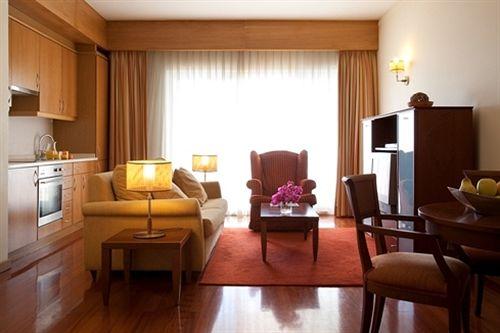 apartamentos-solplay-linda-a-velha-008