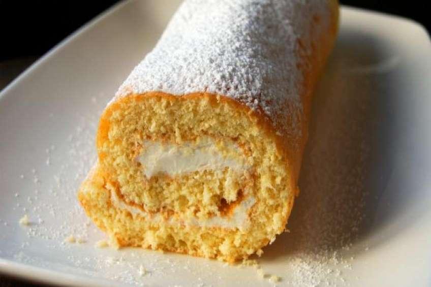 brazo-gitano-con-nata (crema de leche)-esponjoso-portada.jpg
