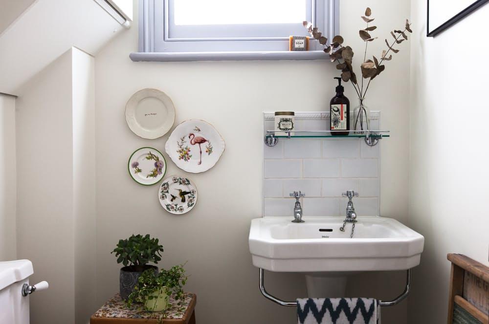 detalles-vintage-platos-bano