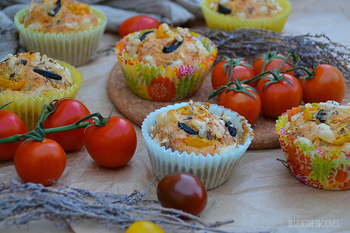muffins-salados-de-aceituna-tomate-hierbas-blueberries-and-olives-1