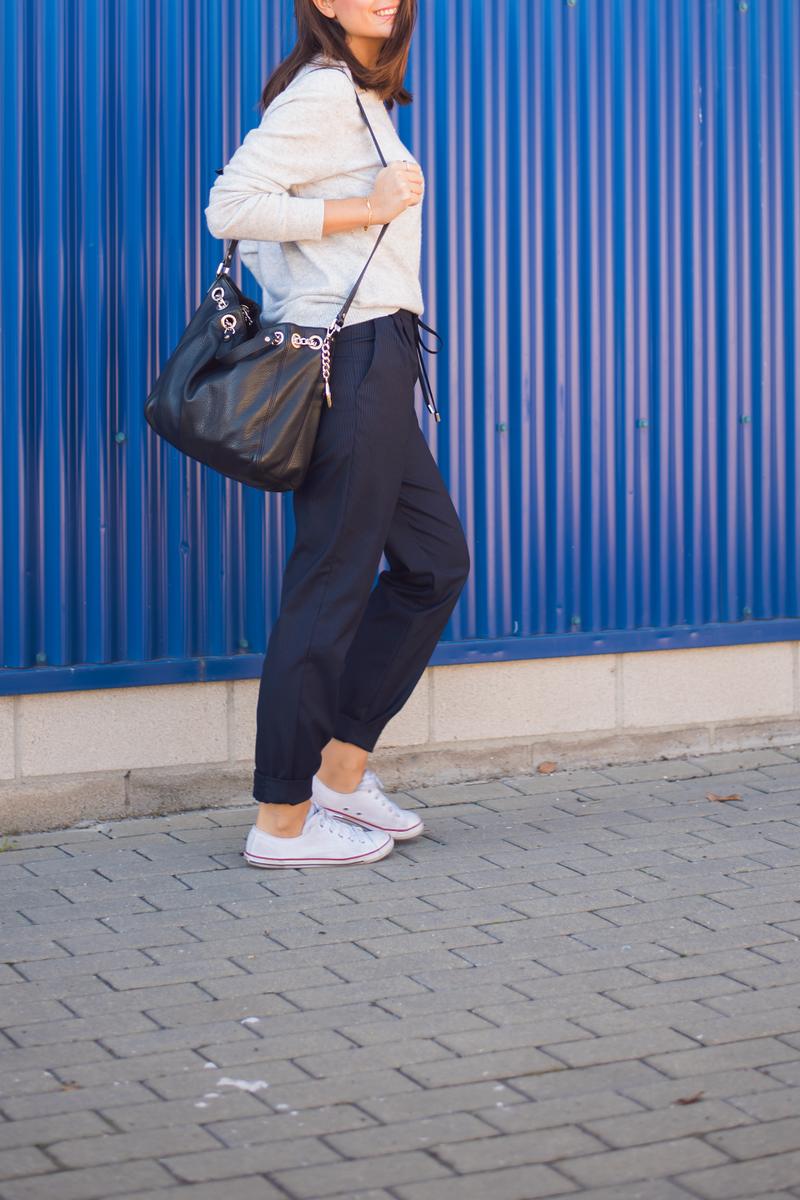 look casual con pantalon masculino