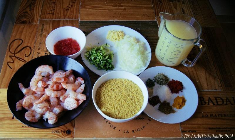 orzo con langostinos