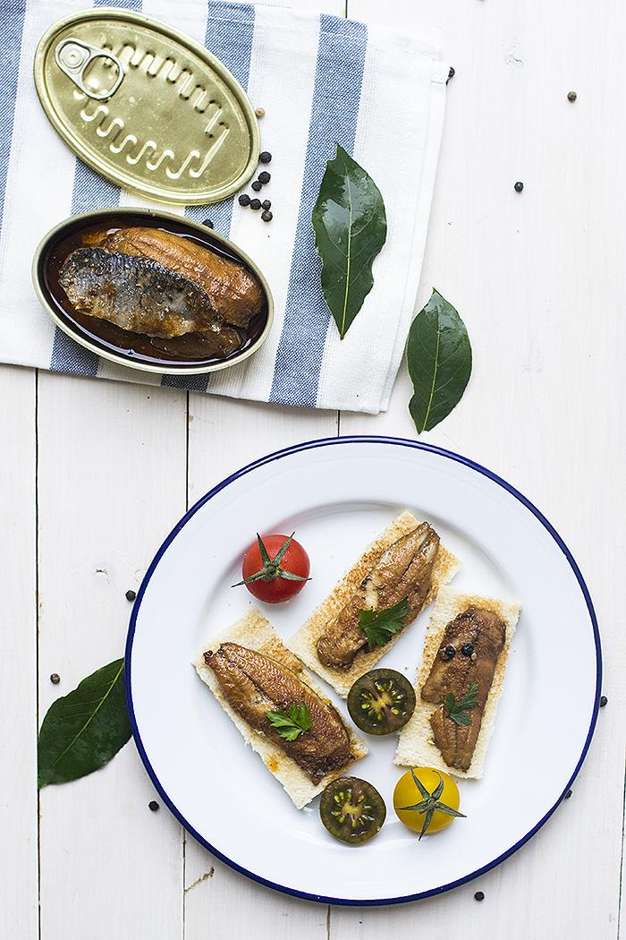 sardinas en escabeche