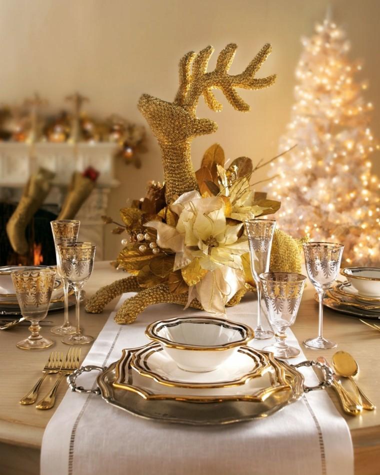decoracion-de-mesa-en-color-dorado