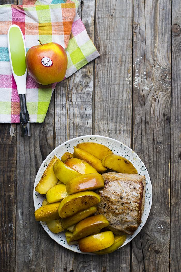 lomo guisado con manzanas